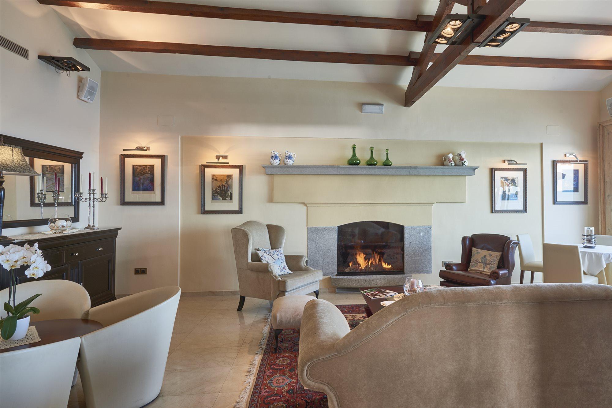 Hotel Costa Brava غوادالاجارا المظهر الخارجي الصورة